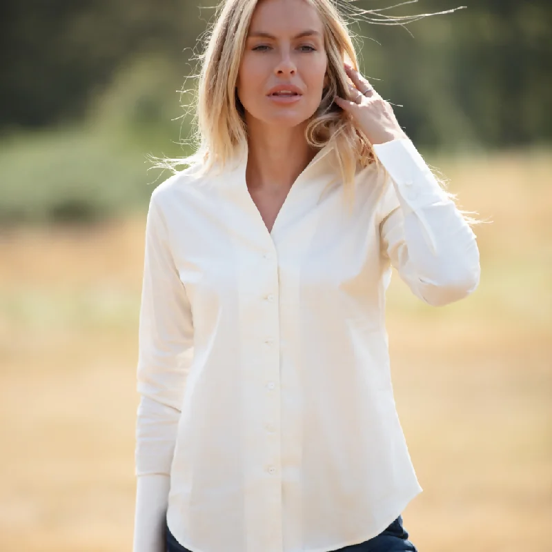 Chelsea Shirt In Ivory Comfortable Short Sleeve Blouse