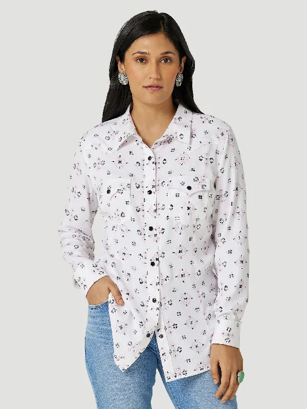 WOMEN'S WRANGLER RETRO® GEO PRINT WESTERN SNAP SHIRT IN WHITE TEC *FREE SHIPPING* FREE GIFT* Fashionable Short Sleeve Vest