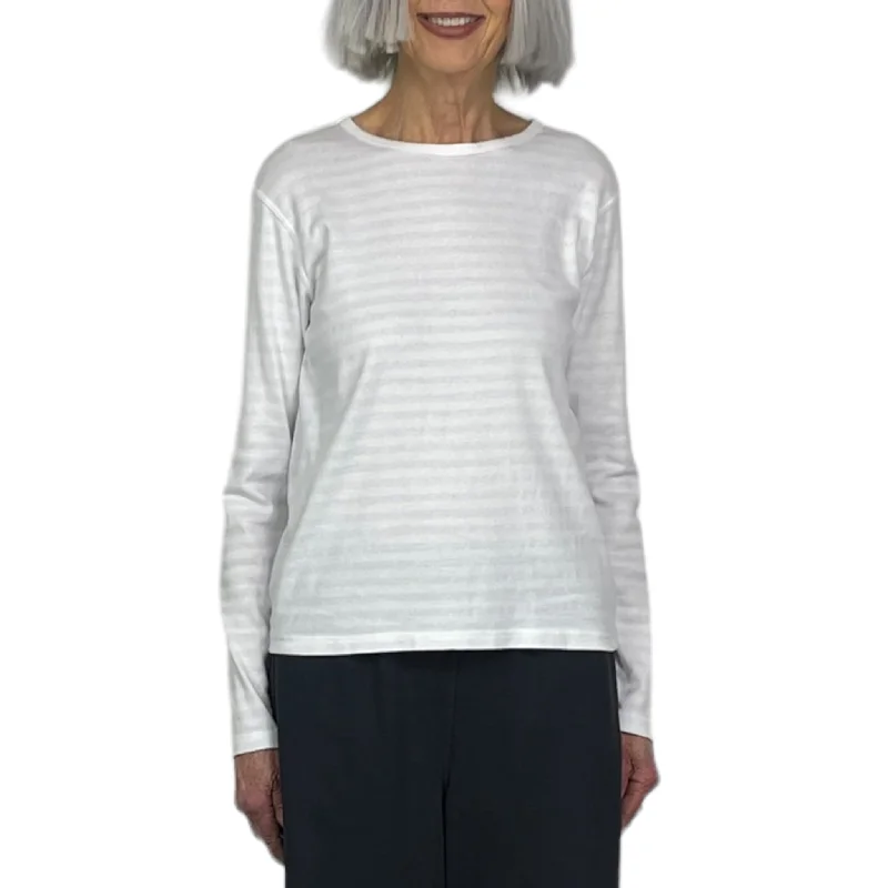 INVISIBLE STRIPE AGNES TEE Cozy Warm Stylish