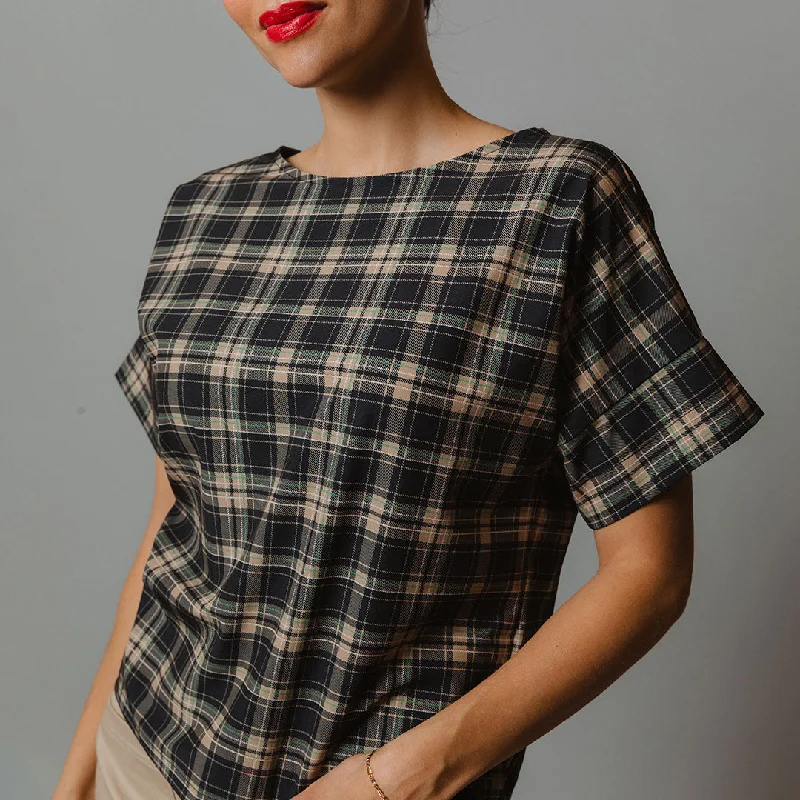 Boss Tee, Bonnie Plaid Asymmetrical Pockets Print