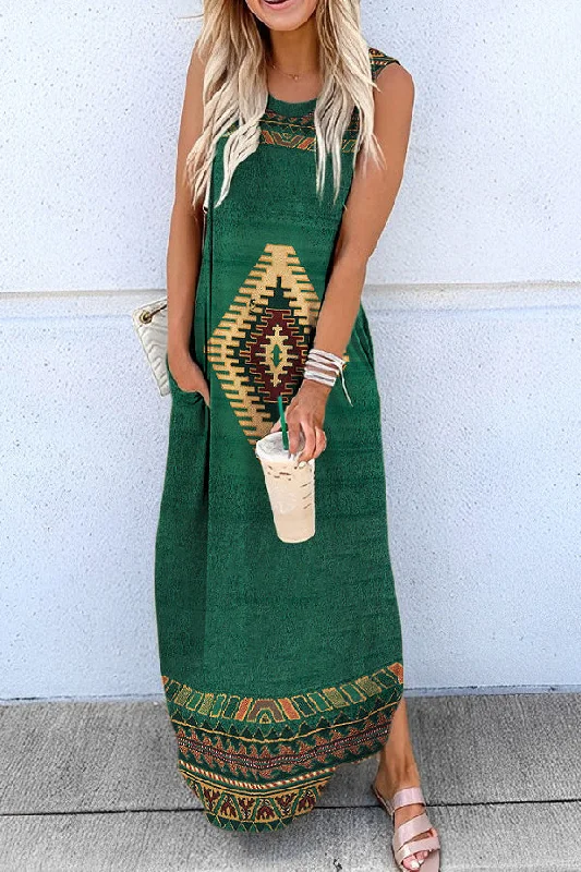 Merced Ethnic Geometric Hippie Print Pocketed Knit Maxi Dress Trendy Short Sleeve Maxi Dress