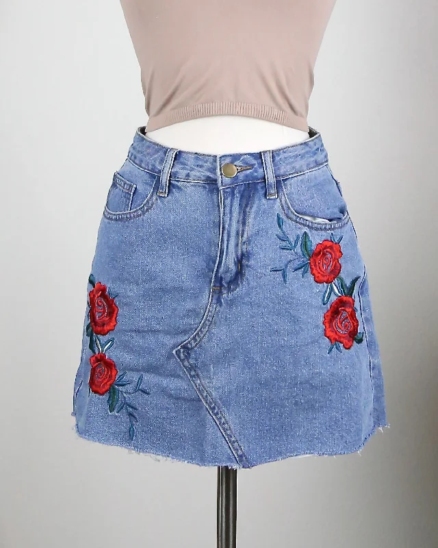 Raw Hem Rose/Floral Embroidery Denim Skirt in Medium Wash spandex blend skirt